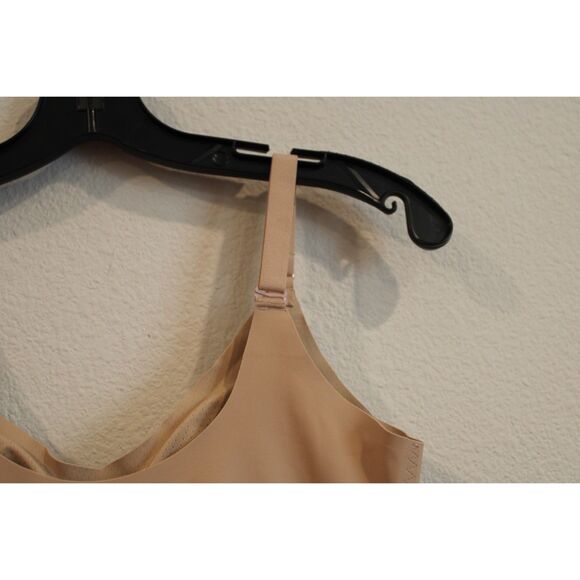 Honeylove size medium nude one piece shapewear snap gusset - Picture 3 of 9